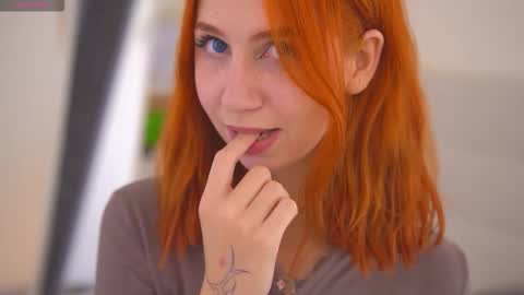 Venelopa online show from October 12, 4:21 pm