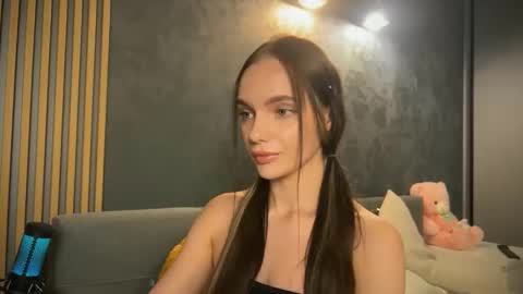 Snapshot of venom_shade chatting on September 25, 9:22 pm venom_shade online show from September 25, 9:22 pm