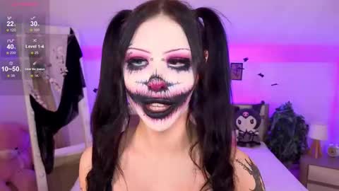 Snapshot of venomeowww_ chatting on October 17, 3:21 am Vivian online show from October 17, 3:21 am
