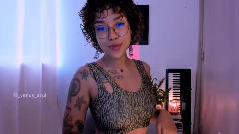 Snapshot of venus_azul chatting on October 1, 7:02 pm JulietaIndependent Model venus azul online show from October 1, 7:02 pm