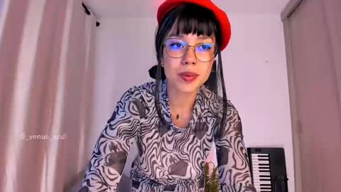 Snapshot of venus_azul chatting on October 5, 12:41 am JulietaIndependent Model venus azul online show from October 5, 12:41 am