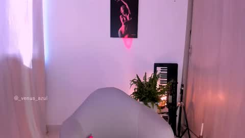Snapshot of venus_azul chatting on September 25, 8:27 pm JulietaIndependent Model venus azul online show from September 25, 8:27 pm
