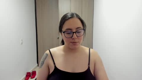 Snapshot of venus_cat_ chatting on October 15, 12:58 am Venus online show from October 15, 12:58 am