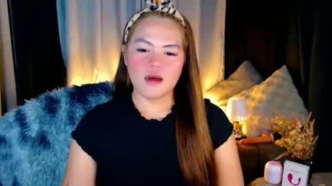 I am Colly Your mystery girl online show from November 13, 3:04 pm