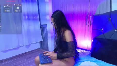 Snapshot of venus_hexxx chatting on September 27, 12:52 am venus_hexxx online show from September 27, 12:52 am