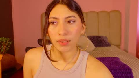 Mary online show from March 20, 2:33 pm