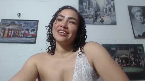Snapshot of venus_lov chatting on October 10, 11:05 am venus_lov online show from October 10, 11:05 am