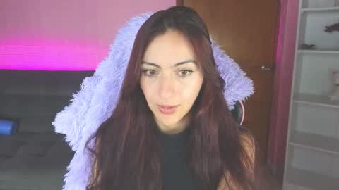 Sofi online show from December 1, 1:36 am