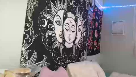 Miss Venus online show from October 13, 12:12 am