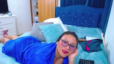 venushot1xx online show from November 21, 9:29 am