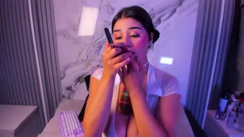 Venusowen  online show from February 20, 2:08 pm