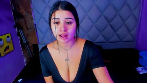 Snapshot of venusowen_ chatting on September 22, 1:26 pm Venusowen online show from September 22, 1:26 pm