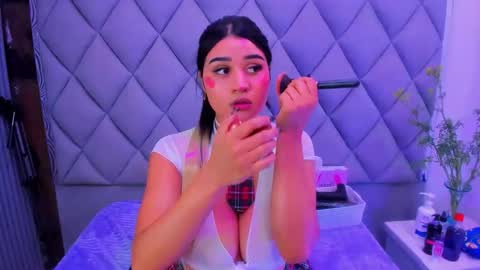 Snapshot of venusowen_ chatting on October 16, 1:44 pm Venusowen online show from October 16, 1:44 pm