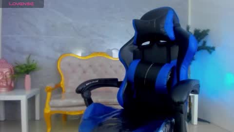 venuss online show from October 30, 4:29 pm