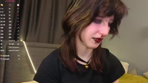 Erica online show from December 15, 8:49 pm