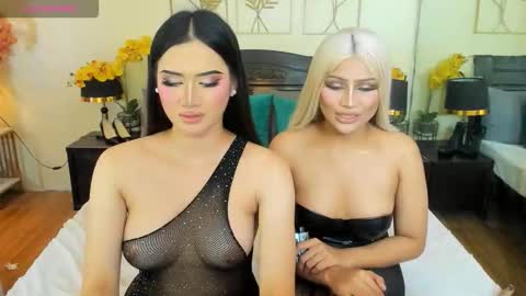Snapshot of vera_krasovaxxx chatting on September 27, 11:19 am your1andonlySAVY online show from September 27, 11:19 am