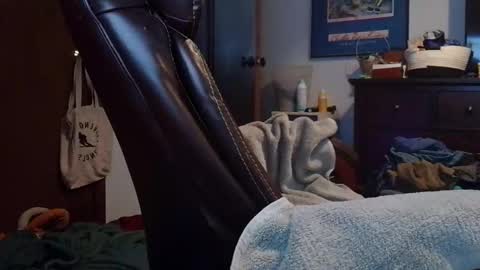 vermontguy76 online show from March 9, 1:37 pm