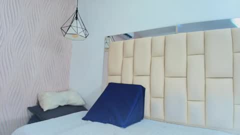 Vero online show from December 3, 12:06 pm