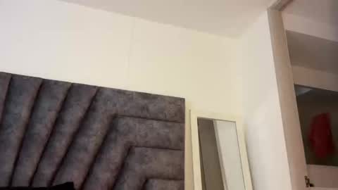 Snapshot of veronicadussan chatting on February 6, 12:22 am Miss Veronica dussan Tw Veronicasm IG Ashveronica online show from February 6, 12:22 am