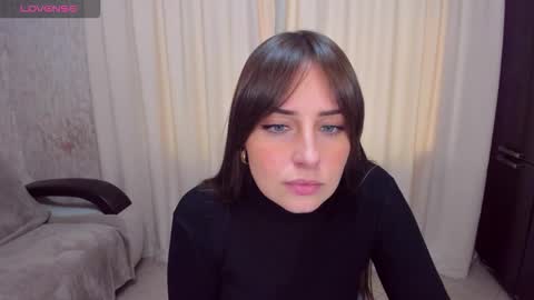 Snapshot of veronicafreman chatting on October 6, 9:27 am Veronica online show from October 6, 9:27 am