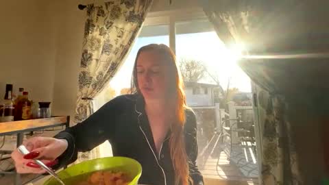 Veronica Lake online show from November 3, 10:00 pm