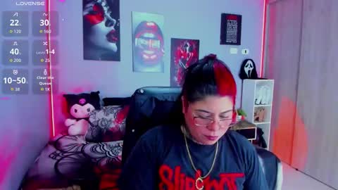 Miss Veronika online show from November 4, 8:26 am