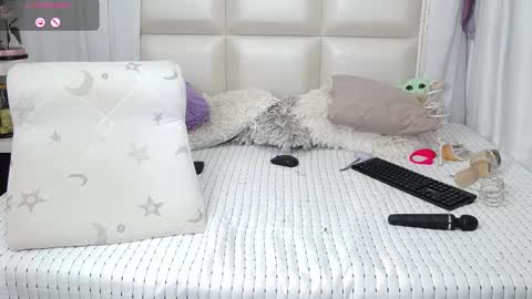 Vernica online show from October 23, 1:07 am