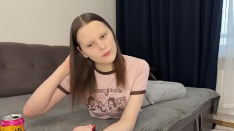 Karina followed me bb online show from April 3, 2:13 pm