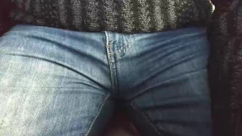 Erik online show from December 2, 10:35 am