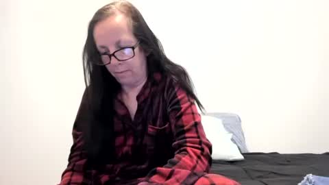 verysassypeachgoddess online show from March 27, 12:17 pm