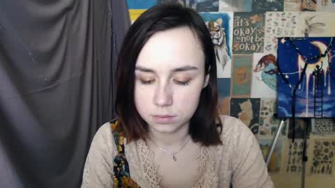 veryveryvery_shy online show from February 20, 9:44 am