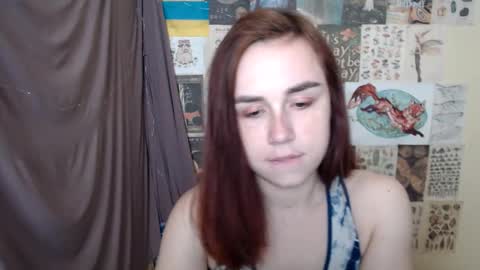 veryveryvery_shy online show from November 7, 6:49 am