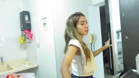 Sofa  online show from April 18, 2:02 am