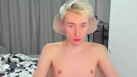 vibemygirl online show from October 1, 12:26 pm