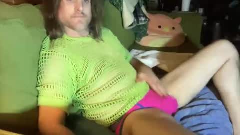 vibrantwhimsy online show from December 20, 11:39 am