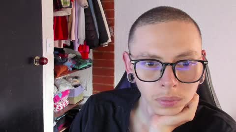 Vicent Brais online show from March 28, 6:09 pm