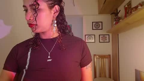 Snapshot of vicky_crazy chatting on February 8, 4:36 pm Vicky  online show from February 8, 4:36 pm