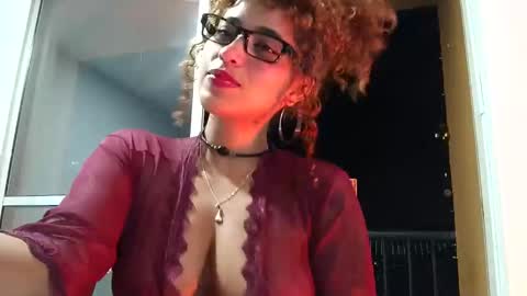 Snapshot of vicky_crazy chatting on September 25, 1:23 am Vicky  online show from September 25, 1:23 am