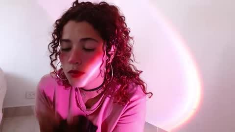 Snapshot of vicky_crazy chatting on January 19, 2:59 pm Vicky  online show from January 19, 2:59 pm