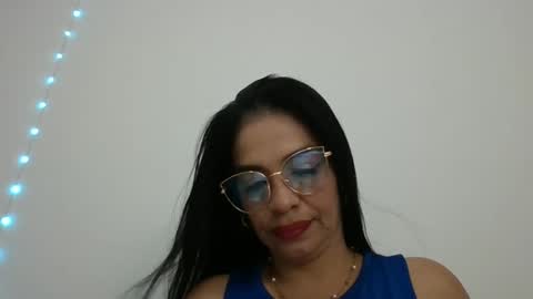 Snapshot of vicky_madame chatting on September 13, 1:08 am Vicky online show from September 13, 1:08 am