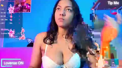 Snapshot of vicky_miller_05 chatting on February 27, 12:03 am vicky_miller_05 online show from February 27, 12:03 am