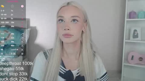 vickyfuckingdoll online show from March 3, 11:56 pm