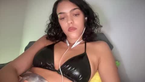 Snapshot of vickyyyx chatting on February 4, 5:10 am Goddess Victory online show from February 4, 5:10 am