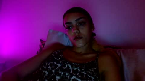 Snapshot of vickyyyx chatting on September 11, 4:58 am Goddess Victory online show from September 11, 4:58 am