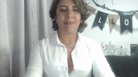 Hi guys   Im victoria  Be the one who can control me in PVT online show from October 15, 10:43 pm