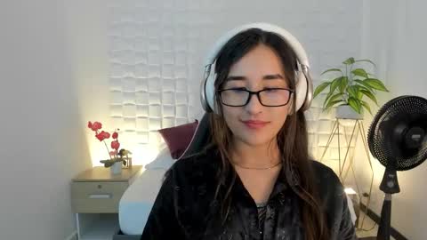 victoria online show from February 16, 8:23 am