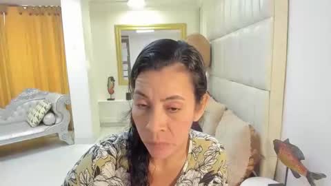 Victoria  grey  online show from March 24, 7:31 pm