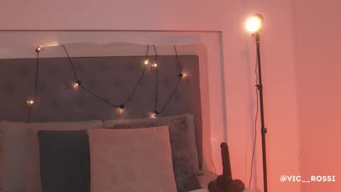 Snapshot of victoria__rossi chatting on September 30, 1:21 pm online show from September 30, 1:21 pm