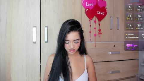 Snapshot of victoria_adaams1 chatting on February 7, 12:09 am Victoria valentina online show from February 7, 12:09 am
