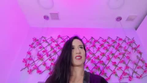 valentina online show from March 1, 1:40 pm